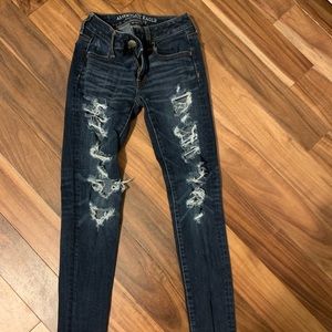 AMERICAN EAGLE Dark Wash Skinny Jeans